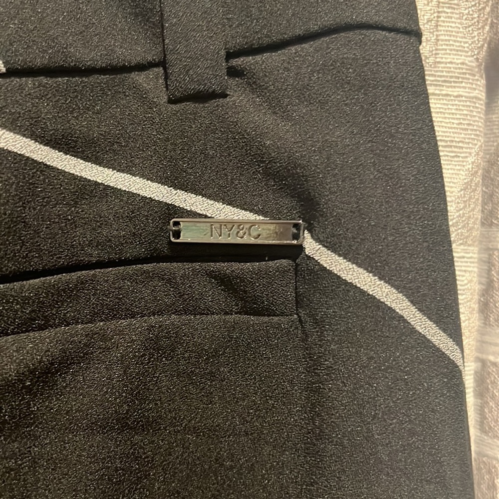 Dress pants - Picture 5 of 6